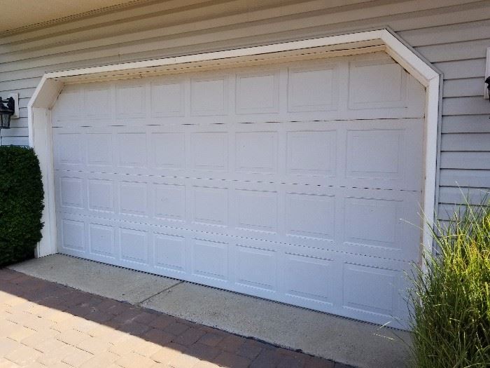 Garage door (14 ft. x 7 ft.) and opener