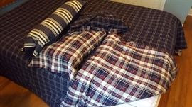 Ralph Lauren Queen Comforter in Navy Plaid w/3 Matching Pillow Shams