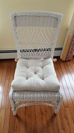 Lexington Henry Link White Wicker Desk Chair & Cushion (18" x 20" 35")