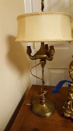 21" Brass Lamp w/Circular Champagne Silk Shade