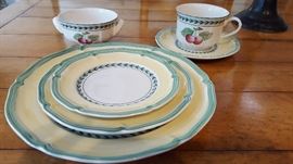 Villeroy & Boch French Garden Vienne, 8-8 piece placesettings and assorted matching pieces (74 pieces in all)
