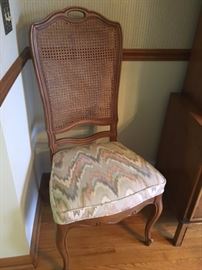 4 chairs, and 2 captains chairs