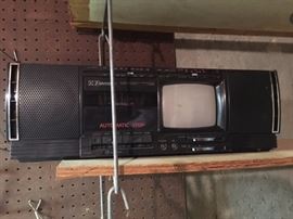 Vintage TV/BOOMBOX COMBO