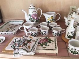 PORTMEIRION lasagna dish, coffee server; pitcher; mugs; trivet; napkins