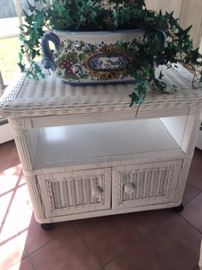 RATTAN swivel top end table or nightstand