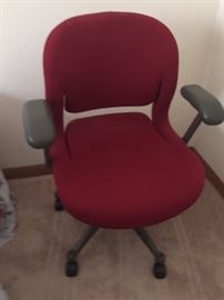 office desk chair on wheels