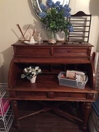 Roll top desk - small and attractive