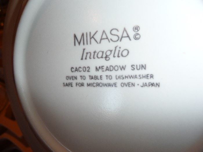 LABEL ON DISHES