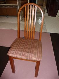 DINING CHAIR