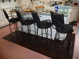 4 BAR STOOLS
