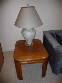 WOOD END TABLE, LAMP