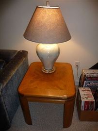 WOOD END TABLE, LAMP