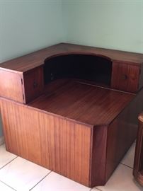 Beautiful rare corner unit with two small doors and large storage 