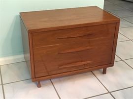 mid-century table with 2 drawers