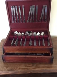  flatware storage chest