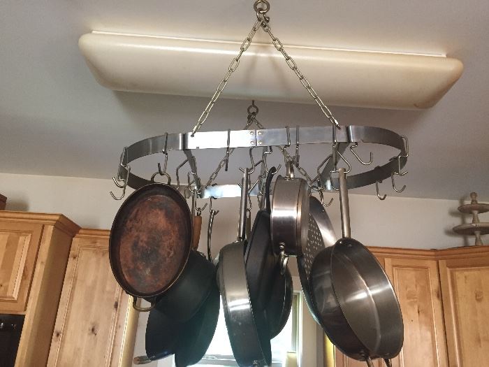 Suspended pots/pans system