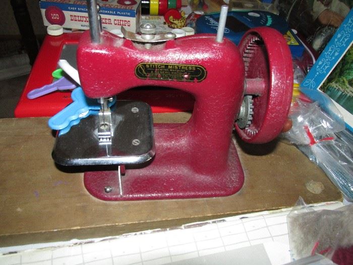 Vintage childs sewing machine.