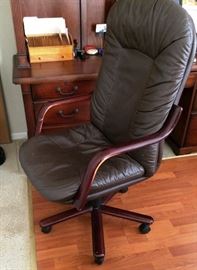 Executive Chair $25
