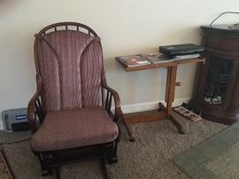 rocker.bed table