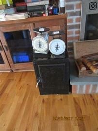 Stove top oven is the black piece. The two scales on the top are baby scales from the 1930-50's 