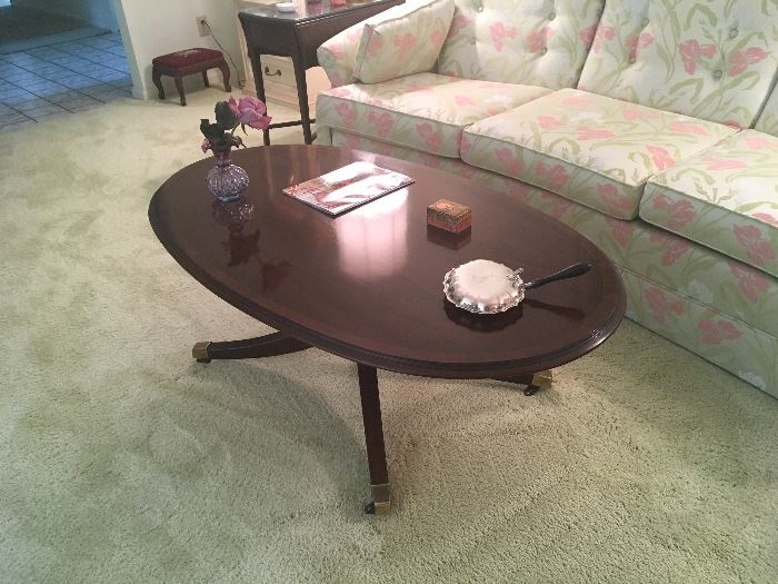 Sofa and coffee table, great condition