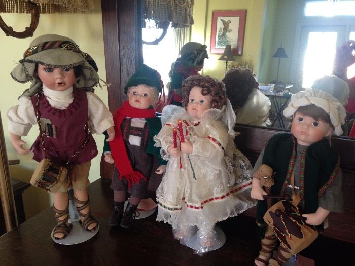 Collectibles Dolls 