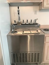 Everfrost stainless steel soda fountain
