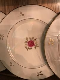 Lenox Rhodora china, svc for 10 to 12
