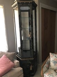 Hexagonal Oriental curio