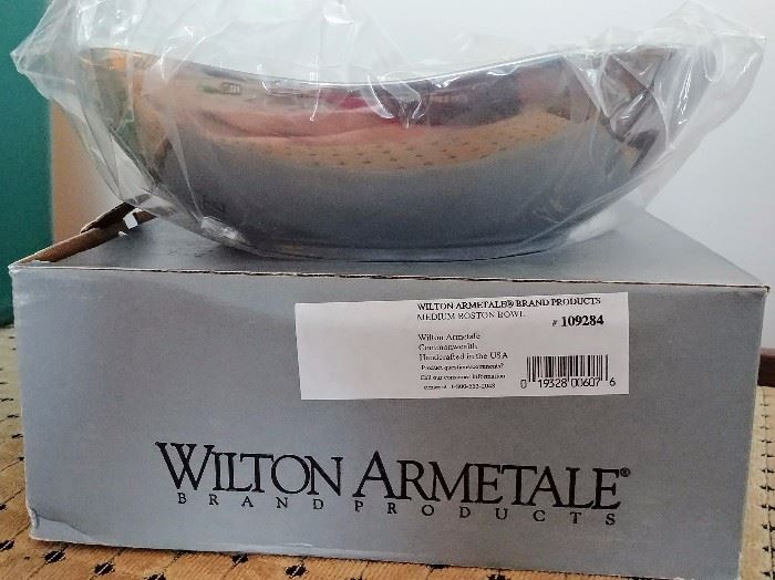 Wilton Armetale medium square bowl still in the plastic!     LIVING ROOM