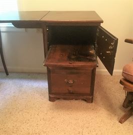 antique desk 2
