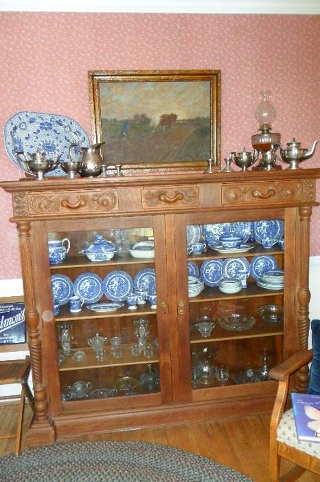 Beautiful Antique Oak Cabinet/Blue Willow China/Antique & Vintage Glassware/Oil Lamps/Silver/Oil Painting,etc...