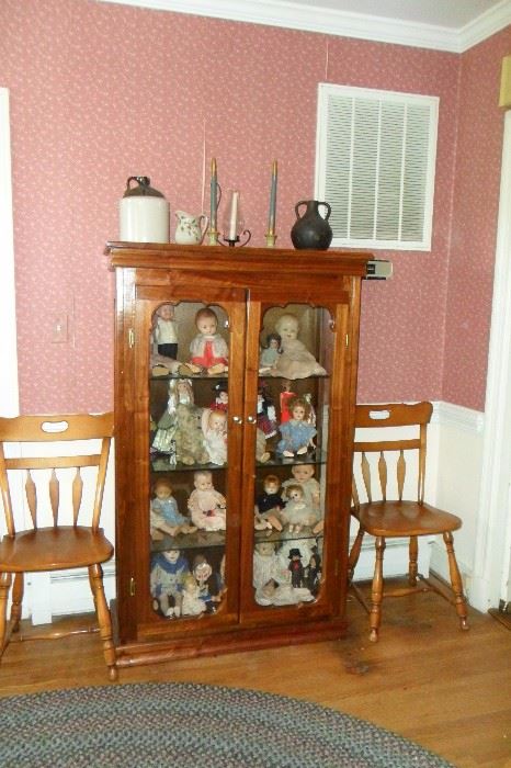 China Cabinet,Crocks,Antique & Vintage Dolls
