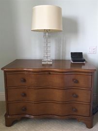 (1 of pair) Handsome 3-Drawer & Pull-out tray, Serpentine Front Chests