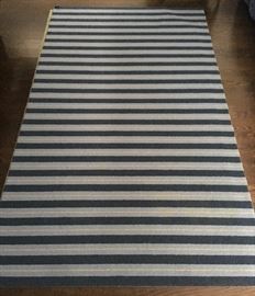 Loop-mat multi-stripe, 8'-2" x 4'-9" area rug