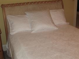 Close up of the Seaside Retreat queen headboard in pine