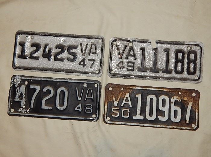 vintage Virginia automobile and motorcycle license plates, many sequential pairs