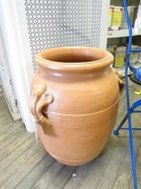 Large garden accent urn.  Like new