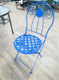 Folding French style accent chair that can be used outdoors in the garden or patio.  Restored in cobalt blue powder coated finish.