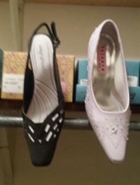 ladies shoes, mostly size 8-9
