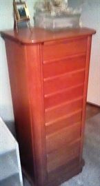 jewelry chest