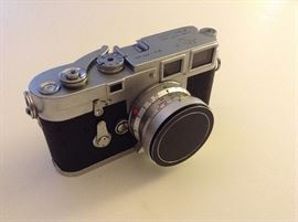 Leica camera