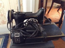 Featherweight Singer sewing machine
