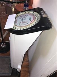 Art Deco Hanson Weigh Master Floor Scale