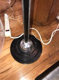 Art Deco Hendryx Hatbox Bird Cage With Hendryx S2070 Stand