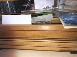 Vintage 1930's Sheaffer's Lighted Fountain Pen Display Cabinet With Keys