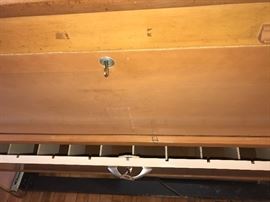 Vintage 1930's Sheaffer's Lighted Fountain Pen Display Cabinet With Keys