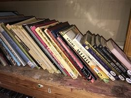  Antique And Collectible Art Deco, Furniture Books