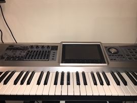 Roland Fantom G6 Keyboard Synthesizer 