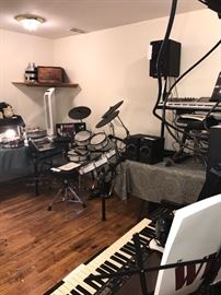Roland Electronic Drum Set